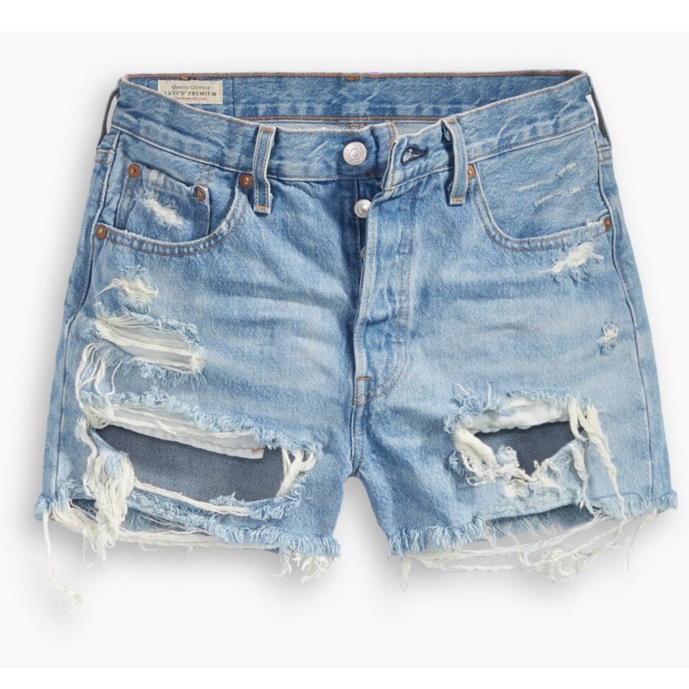 High rise Levi shorts